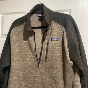 Mens xlg Patagonia Quarter Zip pull over sweater